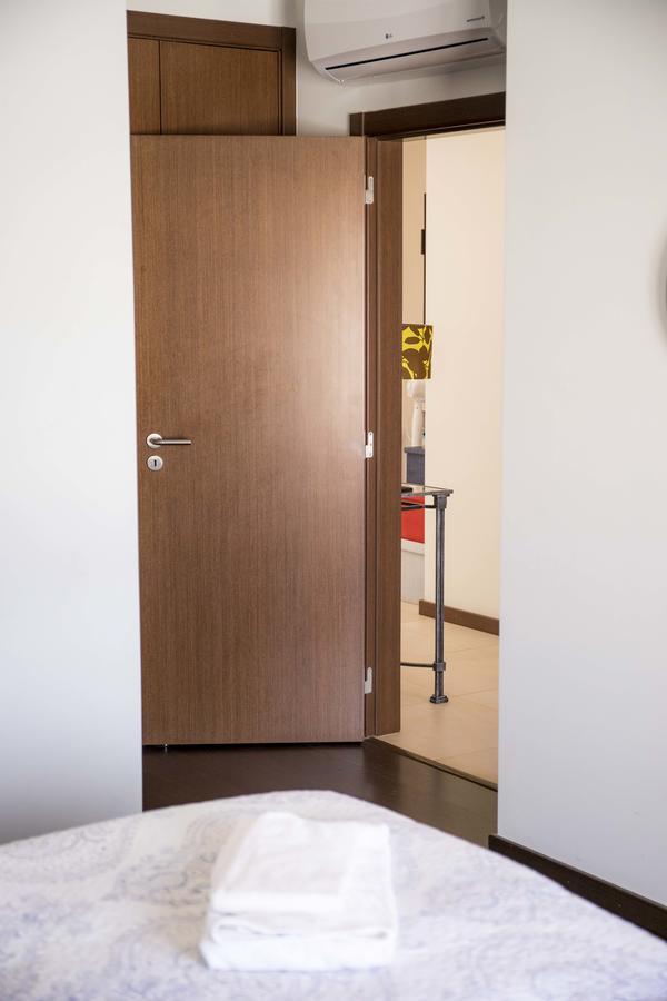B04 - Luxury 2 Bed W Terrace Pool Leilighet Lagos Eksteriør bilde