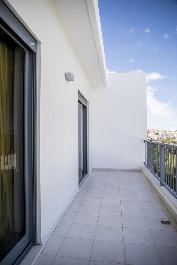 B04 - Luxury 2 Bed W Terrace Pool Leilighet Lagos Eksteriør bilde